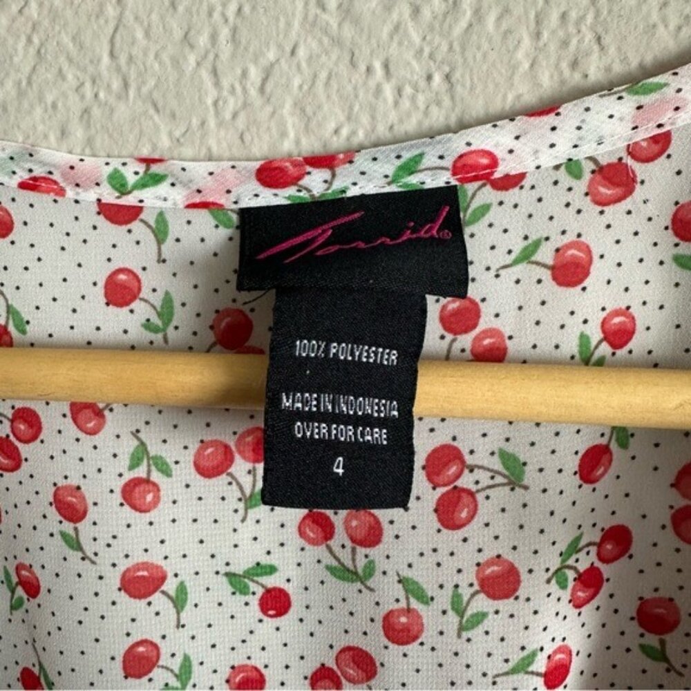 Rare Vintage Torrid Cherry Print Dress - Ruffled Puff Sleeves, Elastic Waist, 4X - Picture 6 of 7